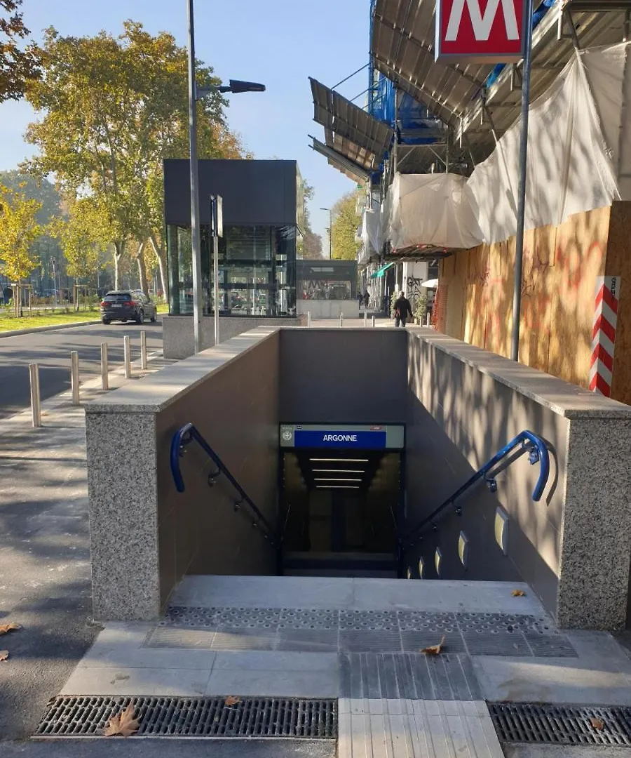 Fegi Suite - Citta Studi, Besta, Politecnico Milan 0*,  Italy